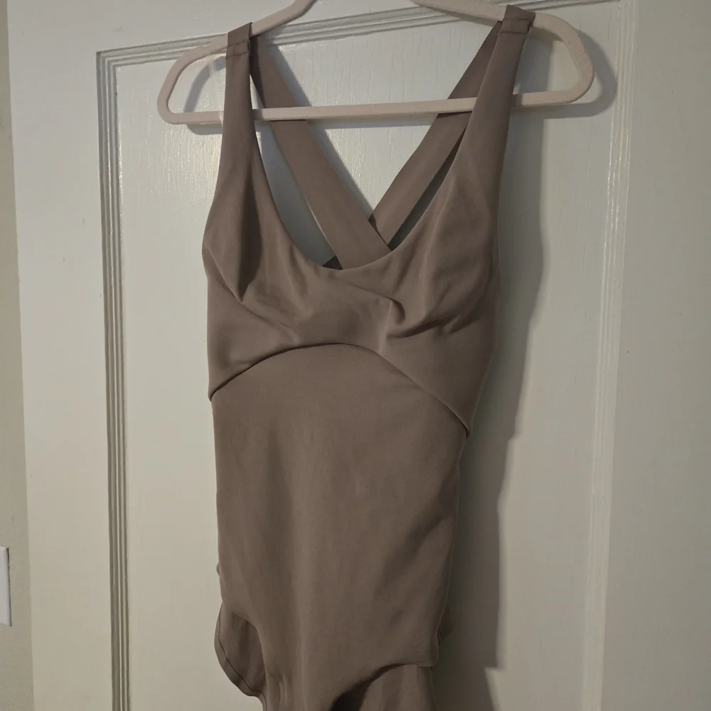 Elegant Women's Bodysuit - Picture 1 of 3